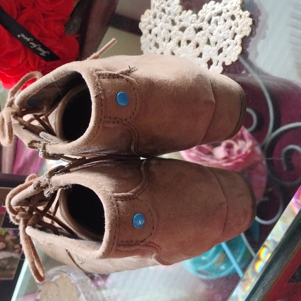 Cat & Jack Booties, sz 3 - Picture 4 of 9